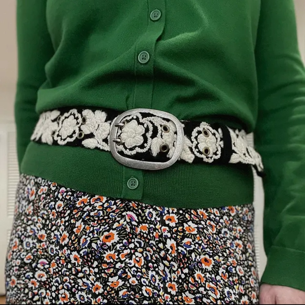 Jenny Krauss Free People - Black/ Cream Two-Tone Handmade Embroidered Wool Belt - Picture 3 of 3